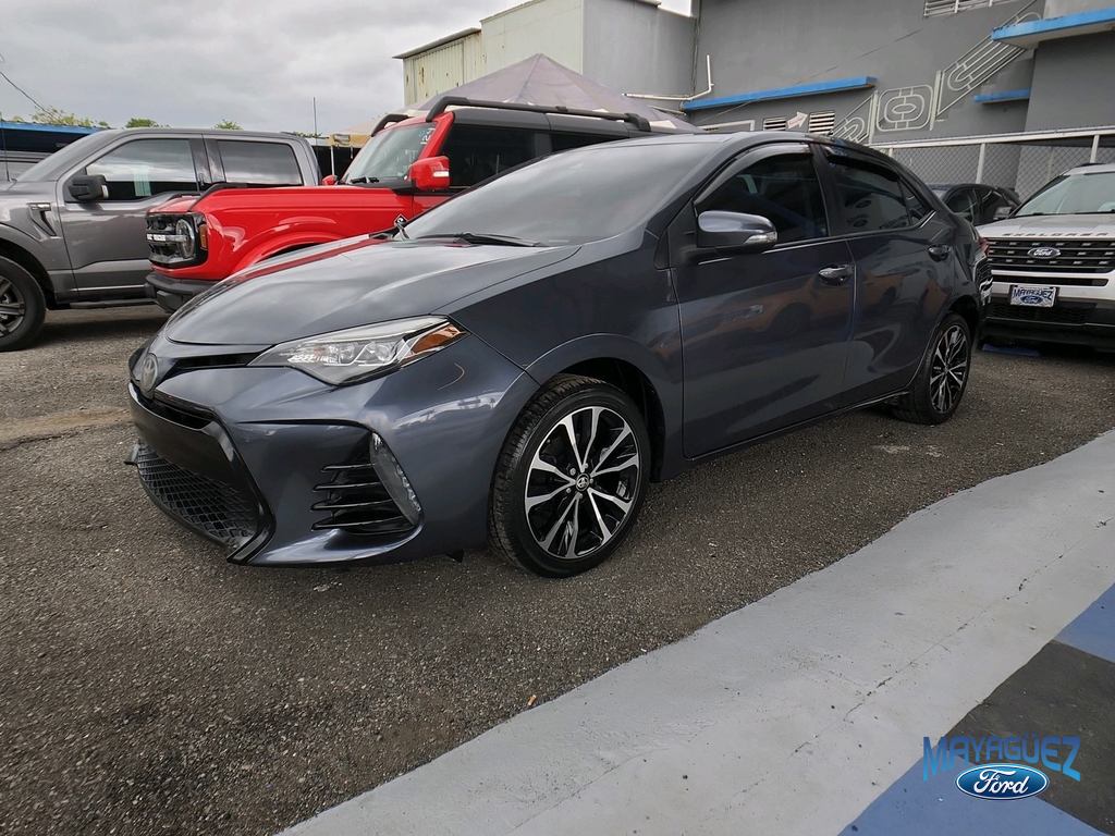 2018 Toyota Corolla SE's photo