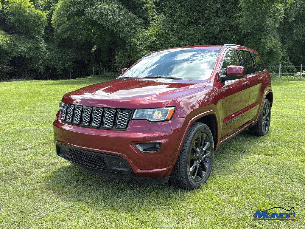 2022 Jeep Grand Cherokee WK Laredo X's photo