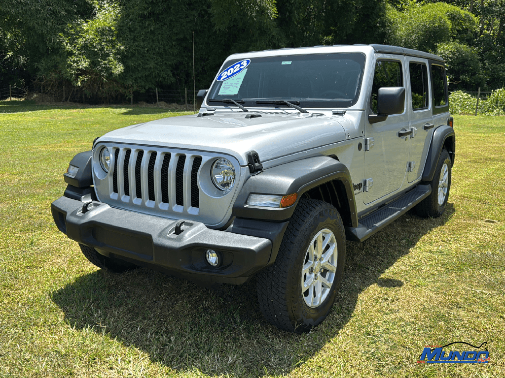 2023 Jeep Wrangler 4-Door Sport S's photo