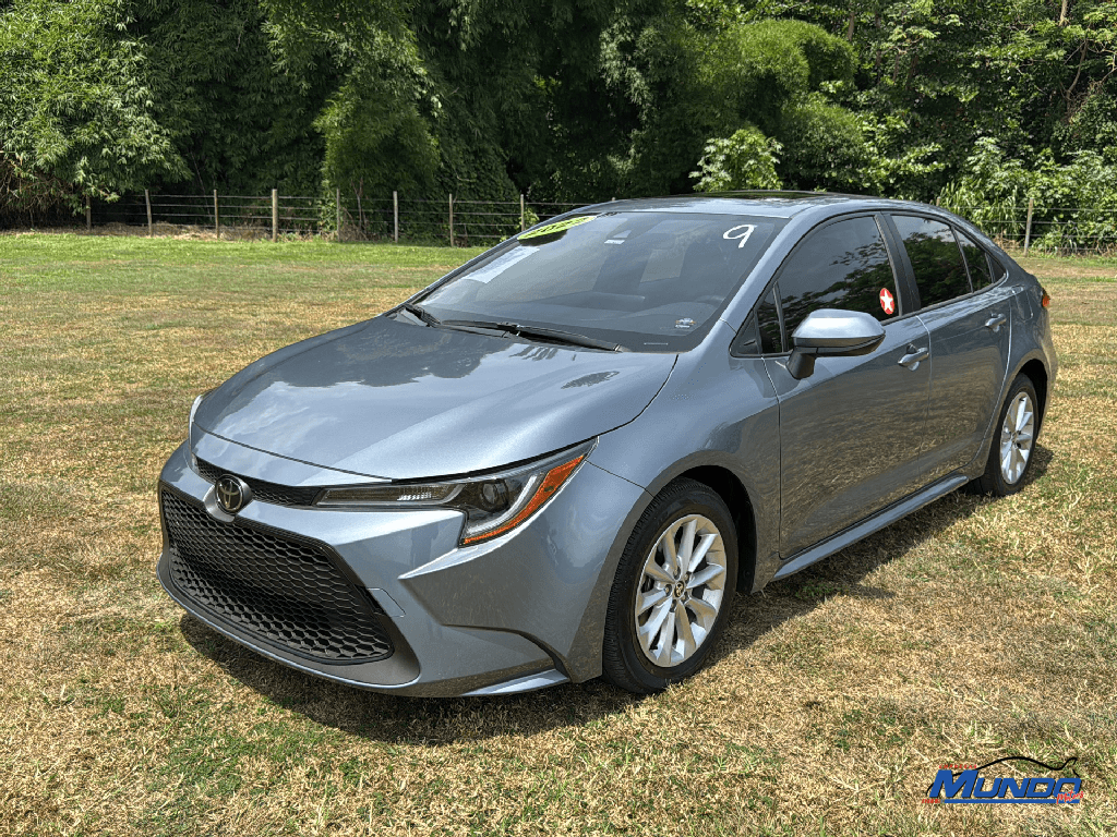 2022 Toyota Corolla LE's photo