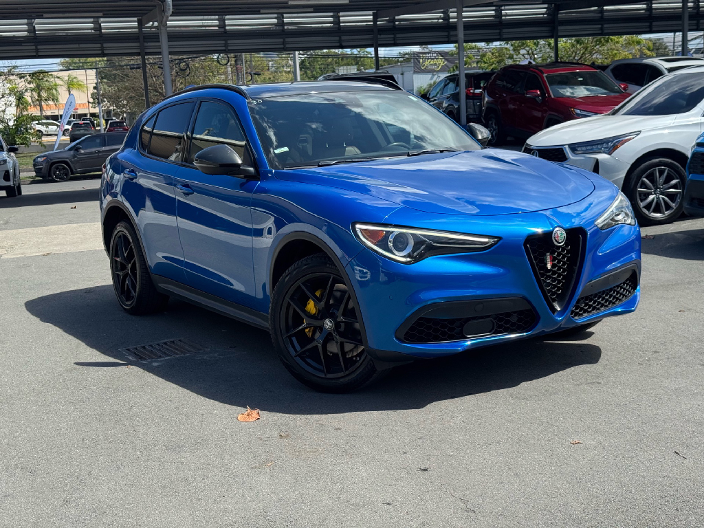2019 Alfa Romeo Stelvio Ti Sport's photo