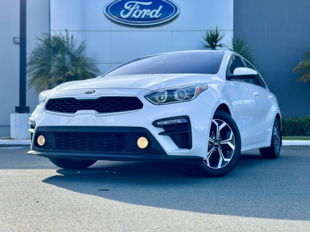 Kia Forte 2021 - Invasión Flagship